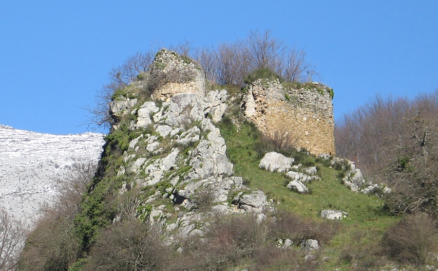 Castillo de Alesga - San Salvador